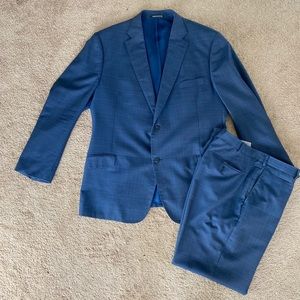 100% Italian Wool Suite | Portugal Made